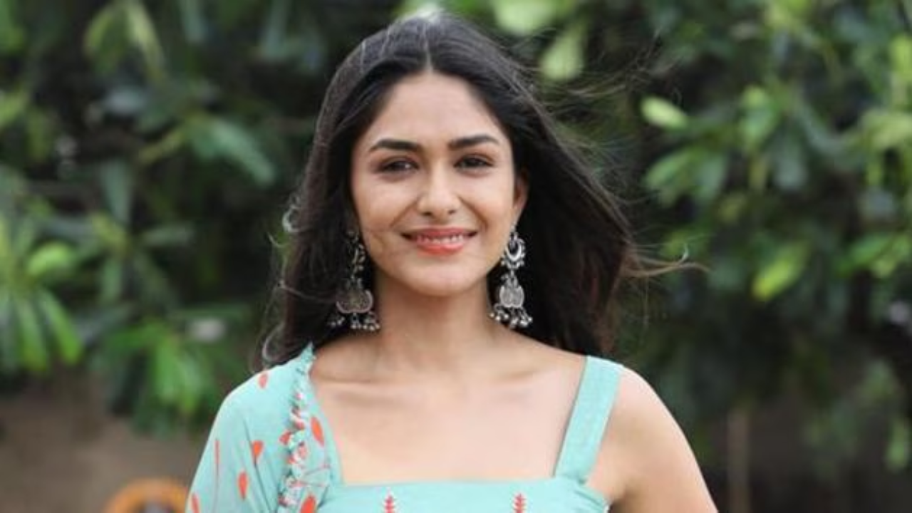 Mrunal Thakur