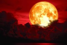 Red Moon